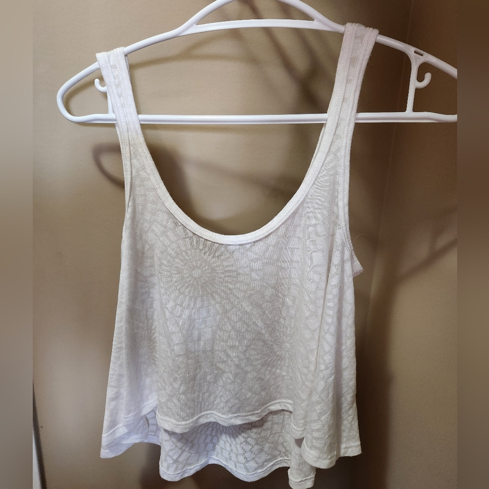 Bebe Crop Top